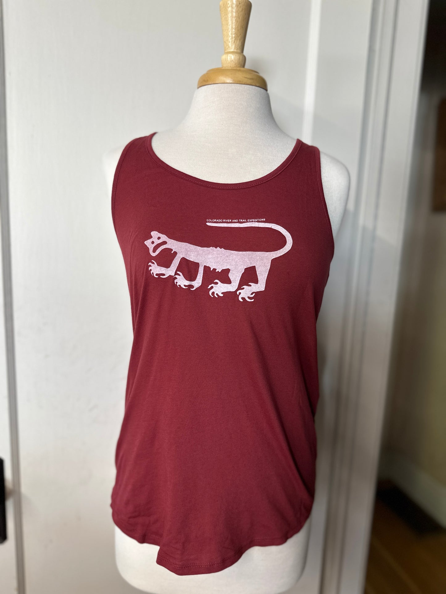 CRATE Women's Cougar Tank Tops